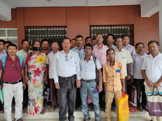 SSA Teachers, Non-Teaching Staff met Project Director with Various Demands : No Regularization as per BJP’s Vision Document frustrated SSA Teachers after 4.5 Years SSA Teachers, Non-Teaching Staff met Project Director with Various Demands : No Regularization as per BJP’s Vision Document frustrated SSA Teachers after 4.5 Years